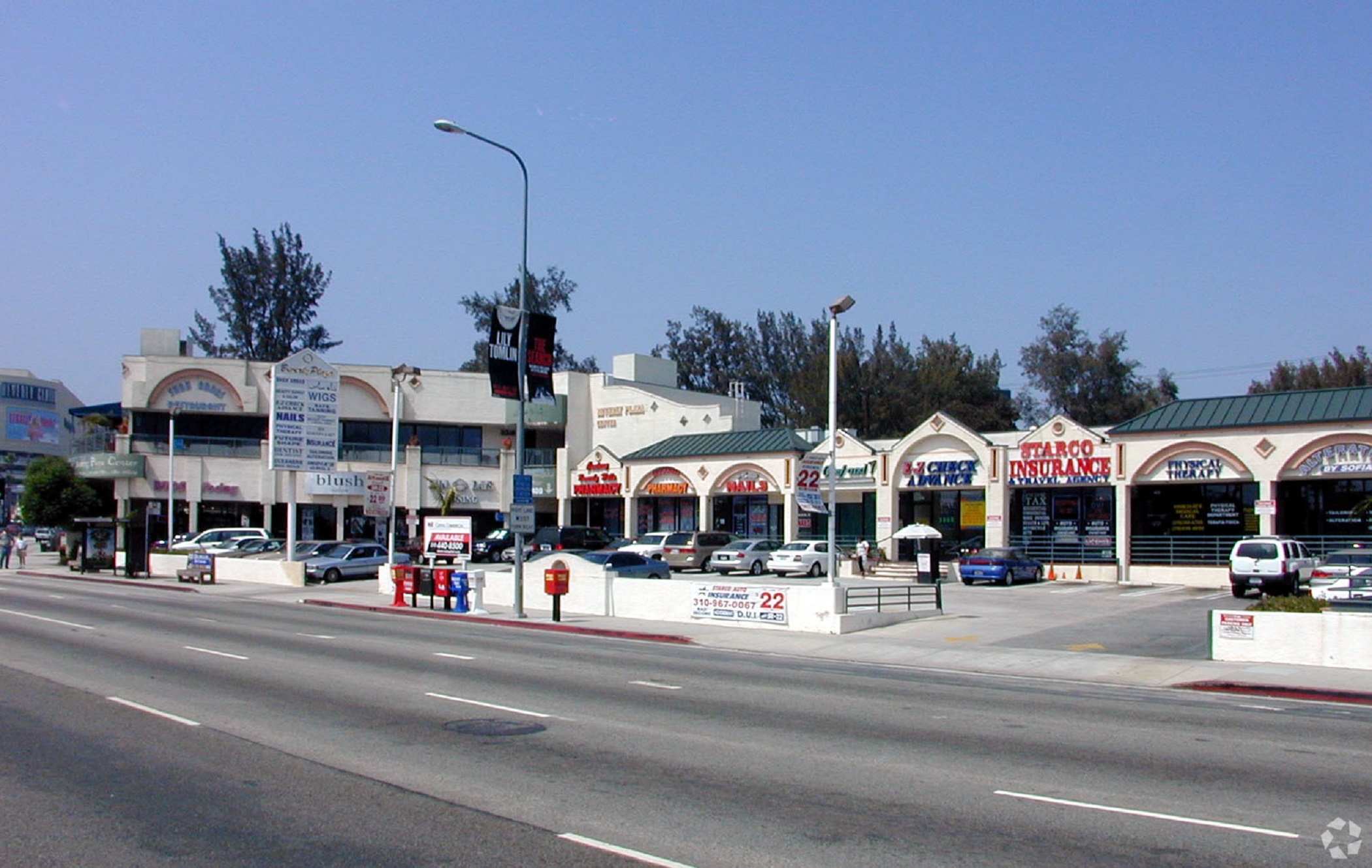 Featured image for “LA Shopping Center Near Beverly Hills Is Sold, Mixed-Use Development Planned”